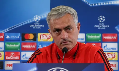 Mourinho đề ra mục tiêu trước trận tái đấu Benfica