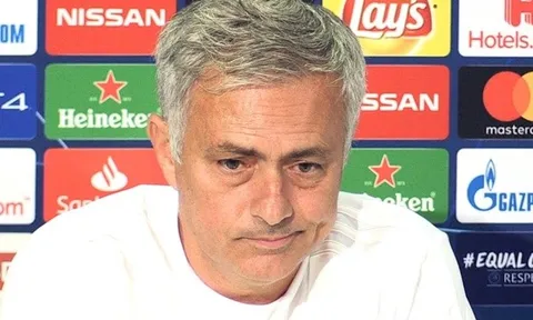 Mourinho lý giải về 4 sự thay đổi trước Wolves