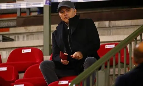 Xong, Mourinho xác nhận lý do dự khán trận Bỉ - Iceland