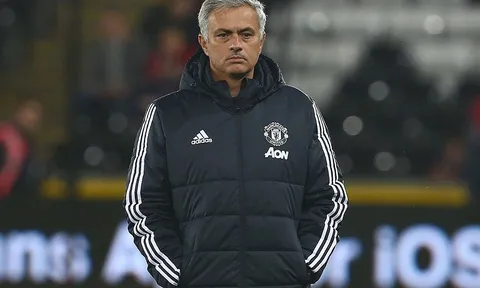 Có một Mourinho 'không cảm xúc' trước Swansea