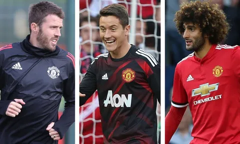 Mourinho và bài toán tuyến giữa: Ai đủ sức thay Pogba?