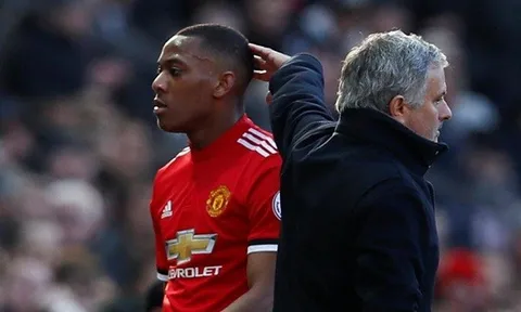 MU sống tạm: Martial cứu Mourinho đến bao giờ?