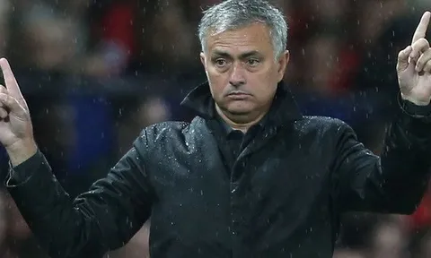 M.U thắng Basel 3-0: Trò ghép hình của Jose Mourinho