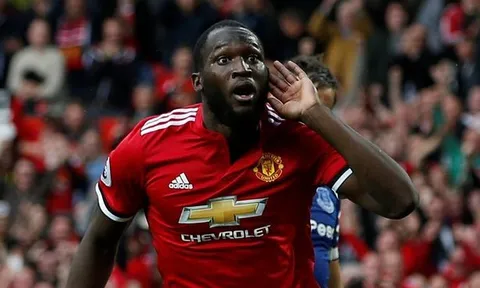 Man Utd bị cảnh báo vì phân biệt chủng tộc với Lukaku