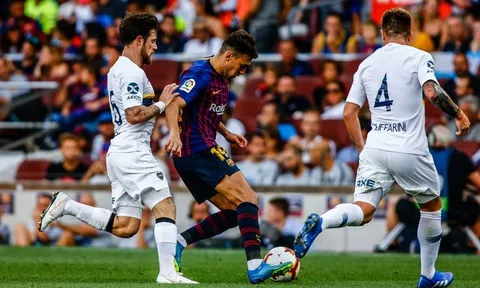 Sao Barca bị cảnh sát hỏi thăm vì từ chối trả tiền cho hóa đơn sinh nhật