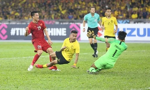 Việt Nam 2-2 Malaysia: May chung kết AFF Cup còn có lượt về!