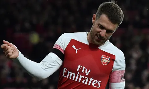 Này Aaron Ramsey, anh đã rời Arsenal chưa?