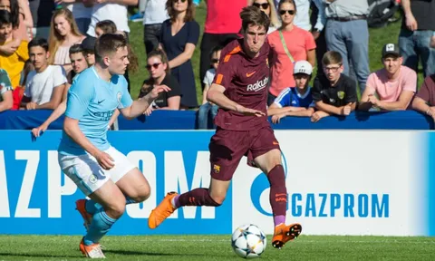 Trước thềm đại chiến, Griezmann nhận "cú hích" lớn từ Simeone