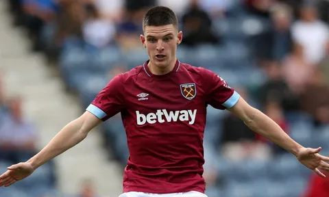 Đại gia thành tây London bất ngờ nhắm hàng "hạt dẻ" của West Ham