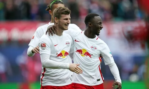 Naby Keita chèo kéo đồng đội cũ đến Liverpool