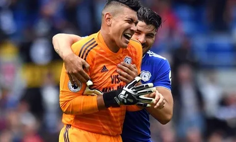CĐV Cardiff cảm ơn Philippines vì loại thủ môn Etheridge