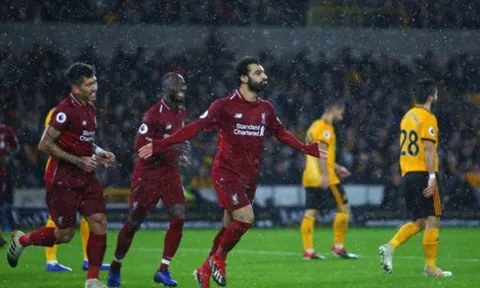 'Ngó lơ' tất cả, Salah chỉ ăn mừng bàn thắng với cầu thủ này