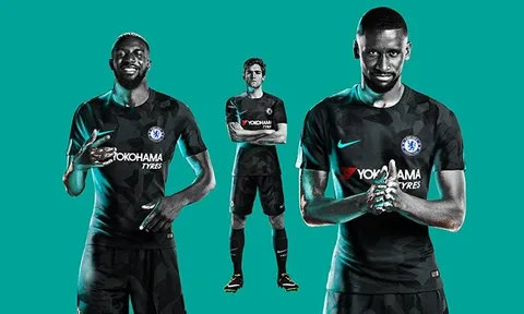 Chelsea ra mắt áo đấu thứ ba, giống y hệt Man City