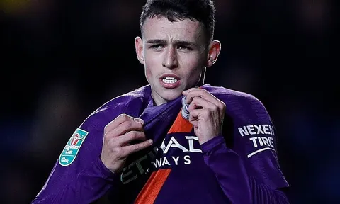 Ngôi sao 18 tuổi làm lu mờ dàn sao của Man City