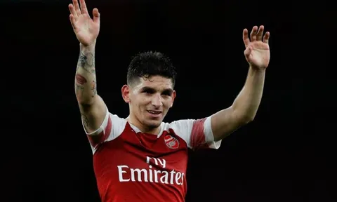 Người hùng Arsenal nói gì về cuộc chiến với Man United?