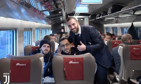 Nhận tin vui, Juve rạng rỡ lên đường đến Bologna