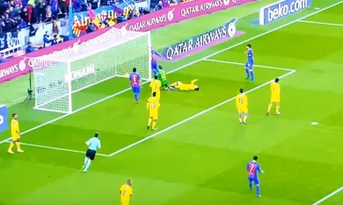 Nhìn lại 54 bàn thắng của Messi trong năm 2017