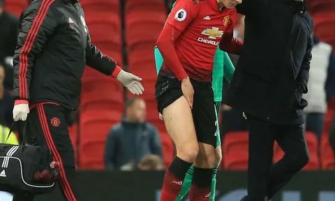 Nhìn Lindelof nén đau thi đấu, các Manucian nói gì