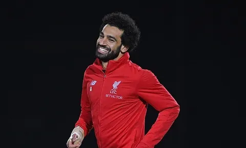 Nhìn Salah thế này, CĐV Liverpool lại lo lắng trước đại chiến Arsenal