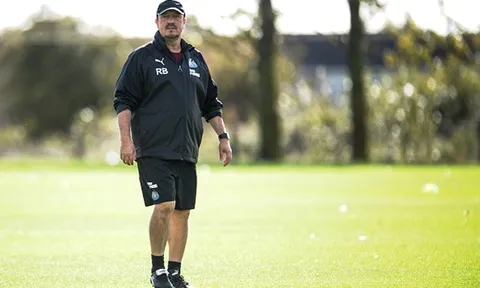 Nhồi thể lực học trò, Benitez quyết tâm hạ bệ Klopp