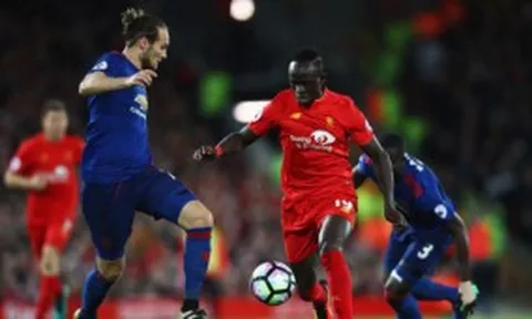 Những bàn thắng đẹp nhất cuộc đối đầu Liverpool vs Man Utd
