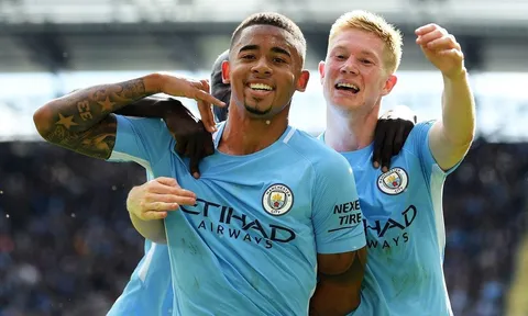 Những con số khó tin trong trận Man City thắng Liverpool