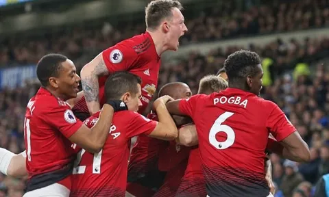 Evra: Những kẻ ganh ghét nói đó chỉ là Cardiff. Đừng có mà đố kỵ với Man Utd!