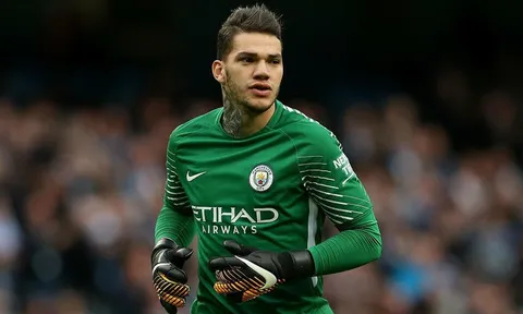 Những pha cứu thua xuất sắc của Moraes Ederson