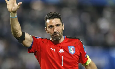Những pha cứu thua xuất thần của Gianluigi Buffon