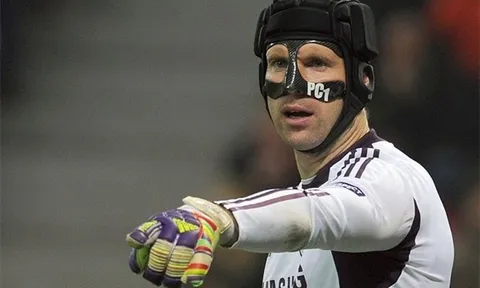 Những pha cứu thua xuất thần của Petr Cech trong màu áo Chelsea