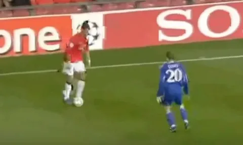 Những pha xử lý bóng đầy nghiệp dư của Ronaldo