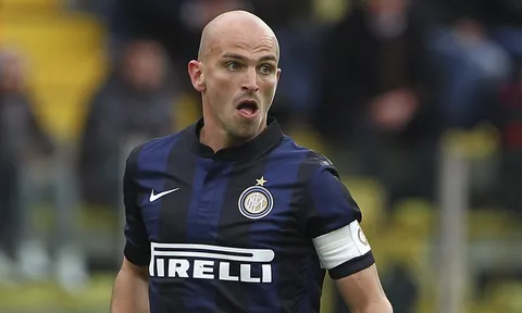 Những tuyệt kĩ đẳng cấp của Esteban Cambiasso