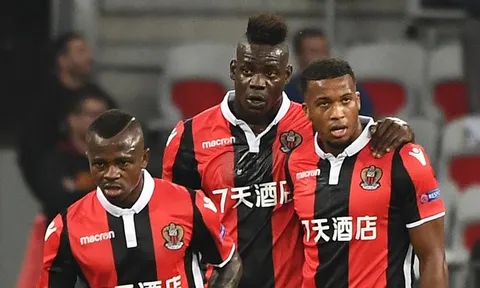 Nice 3-0 Vitesse: Giữ vững ngôi đầu bảng