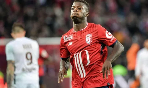 Arsenal có thể phải mất 'rất nhiều tiền' để bù đắp lỗ hổng Welbeck