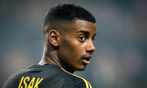 'Niềm an ủi' của Peter Bosz tại Dortmund