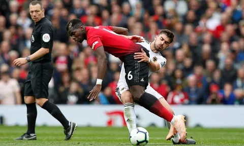 Mourinho chỉ trích, còn Deschamps lên tiếng bênh vực Paul Pogba