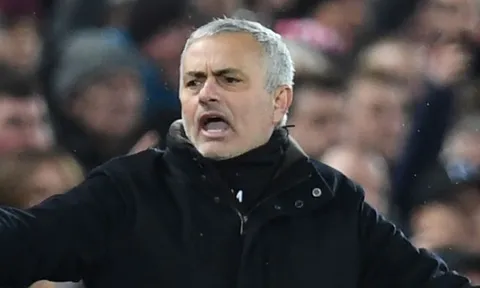 Nóng! 24h tới, Jose Mourinho tái xuất ở đội bóng mới?