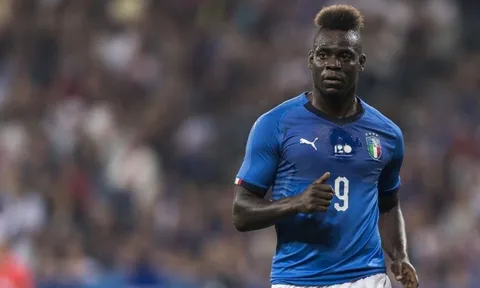 Nóng: Azzurri thẳng tay trảm Balotelli, Kiến Nguyên Tử tái xuất
