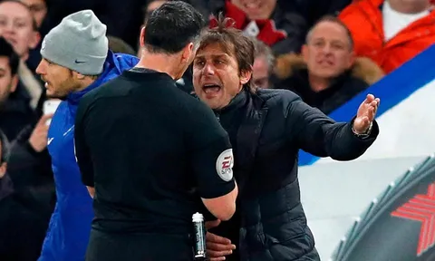 NÓNG: Conte lĩnh án phạt, bị FA ghi vào sổ đen