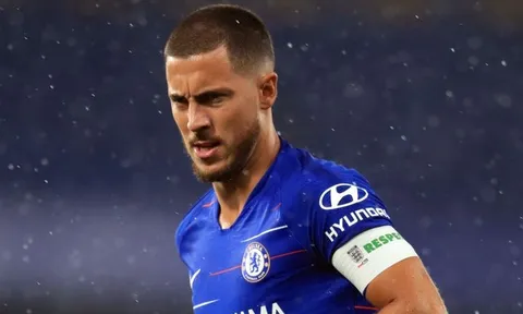NÓNG: HLV Sarri loại Hazard và 3 cầu thủ khỏi đội hình Chelsea
