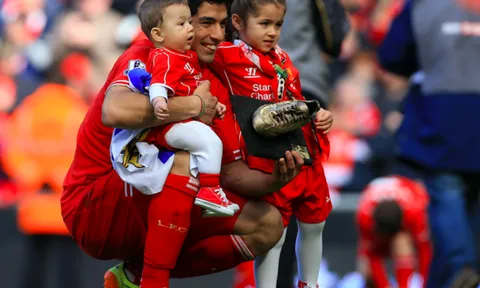 Nóng: Luis Suarez bóng gió về việc trở lại Liverpool