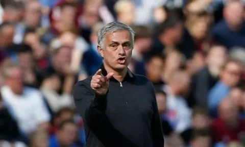 Sốc! Man Utd lên kế hoạch 'tống khứ' sao bự ngay tháng Giêng