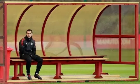 NÓNG: Mkhitaryan bật đèn xanh rời Man Utd