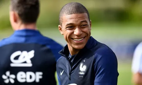 Nóng: Monaco CHỐT giá bán Kylian Mbappe, PSG 'thanh lý' 7 ngôi sao