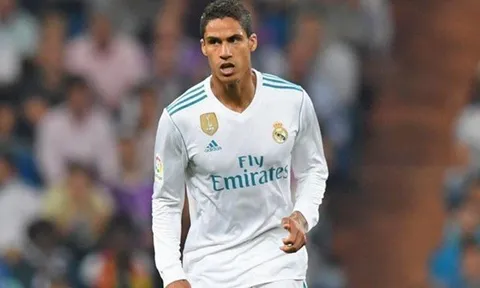 Nóng: Mourinho không thèm Varane, chuyển hướng sang sao Barca
