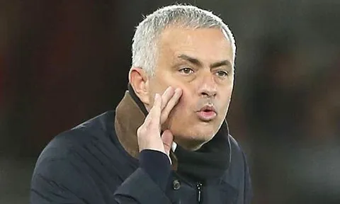 Nóng! Mourinho ra quyết định liên quan việc từ chức HLV Man Utd