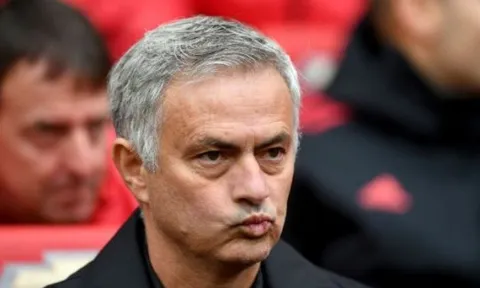 Nóng! Mourinho xem xét gây sốc với thương vụ sao Chelsea