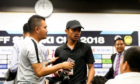 NÓNG: Phóng viên Malaysia suýt "động thủ" với phóng viên Việt Nam