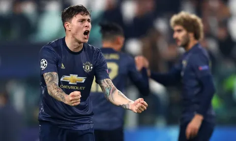 Nóng! Rõ chấn thương của Lindelof, Man Utd đón luôn Pogba trở lại