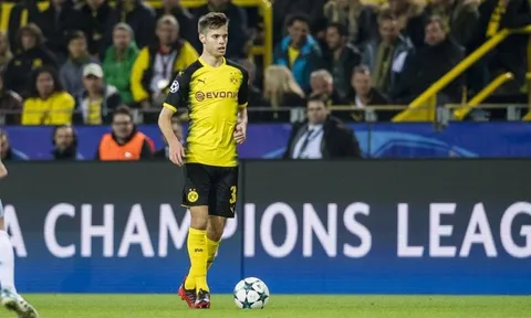 NÓNG: Sao Dortmund 'thả thính' Man City